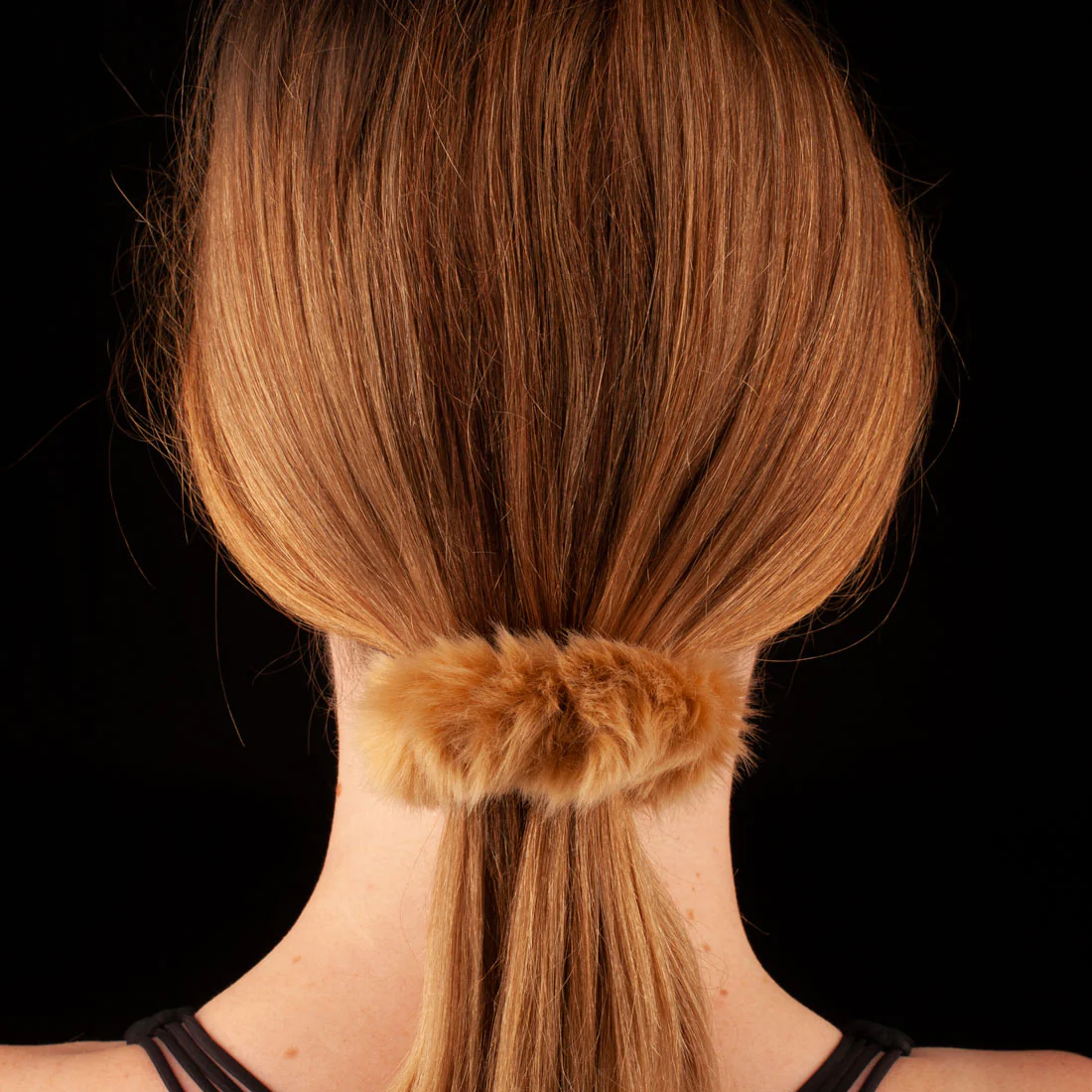 Ullu Faux Fur Scrunchie <br>Camel <br>7.5cm diameter - Image 2