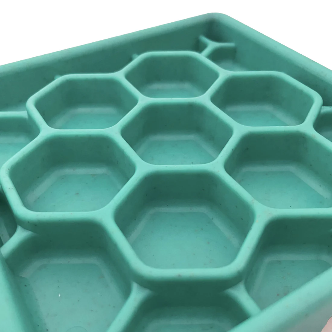 Furzone 4 In 1 Slow Feeder & Lick Bowl/Mat <br>Interconnecting Enrichment Squares <br>Suction Base - Image 12