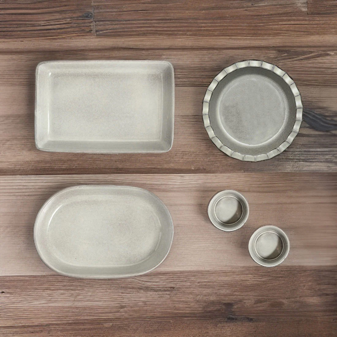 Lunde Ceramic Bakeware Oval Baker <br>Reactive Grey <br>Dimensions - 36 x 26 x 7cm - Image 3